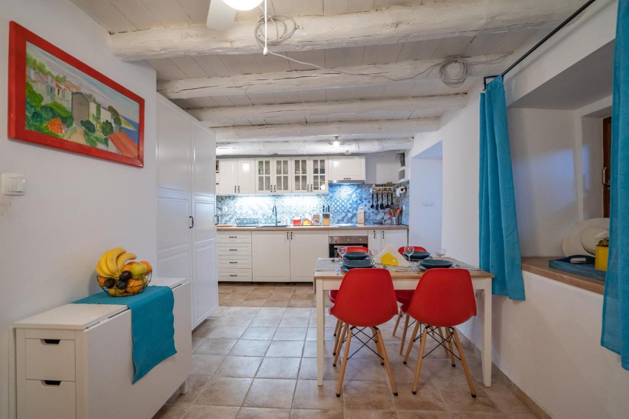 Holiday House Nova Stara Baška Eksteriør billede