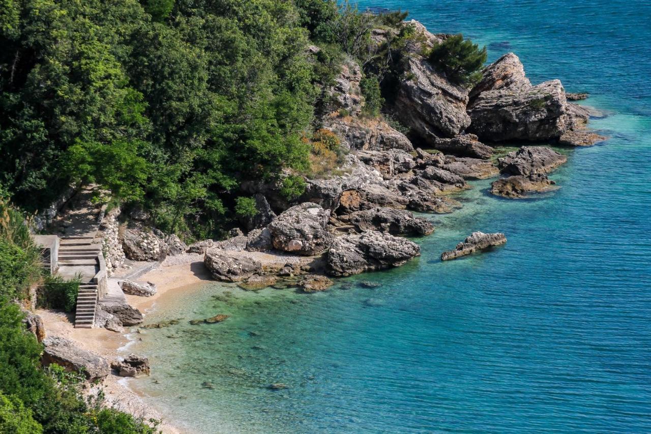 Holiday House Nova Stara Baška Eksteriør billede